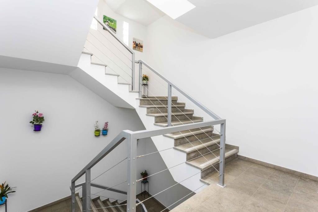 BRANDNEW Designer's 2-bed Apartment Lisbon 1011D Buitenkant foto